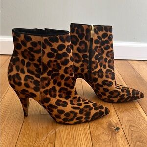 Vince Camuto Nandy Cow Hair Leopard Print Ankle Boots, Sz 9.5, excellent used